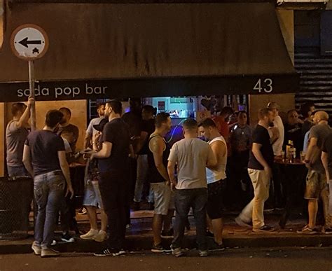 pub gay coruña|Guia de bares gay e vida noturna para gays em La Coruña